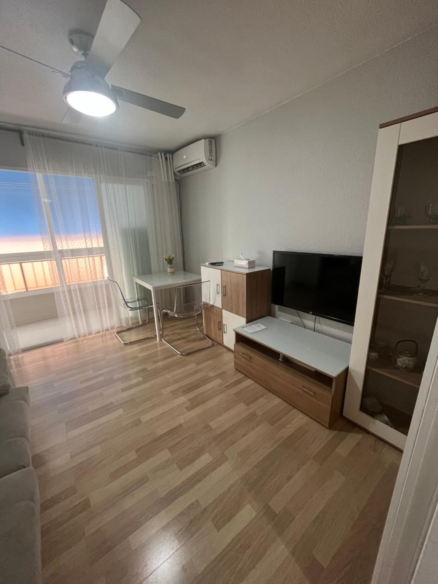 Precioso Y Acogedor Apartamento. Lägenhet Villajoyosa Exteriör bild